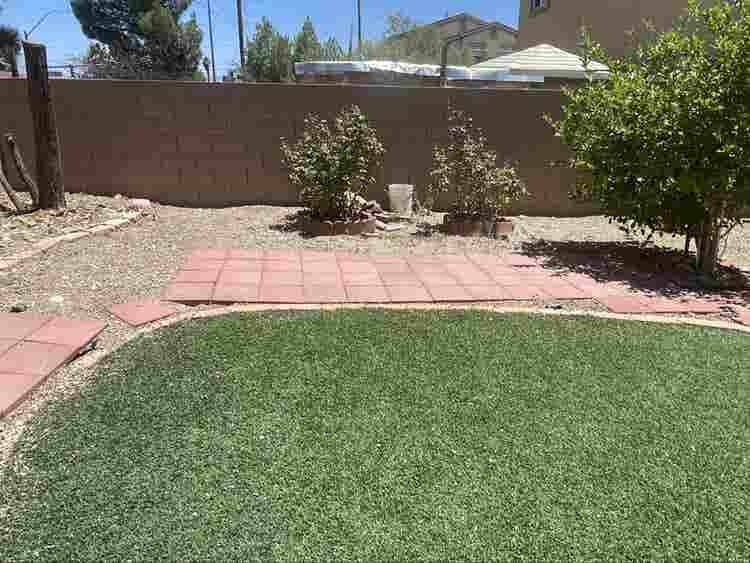 1 room furnished or unfurnished