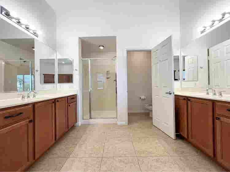 1 room furnished or unfurnished