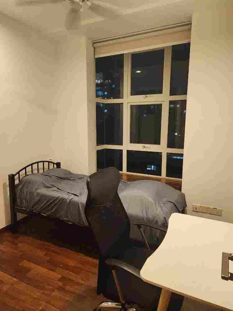 Common Room w Private toilet