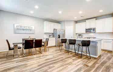 Habitación con bano privado!