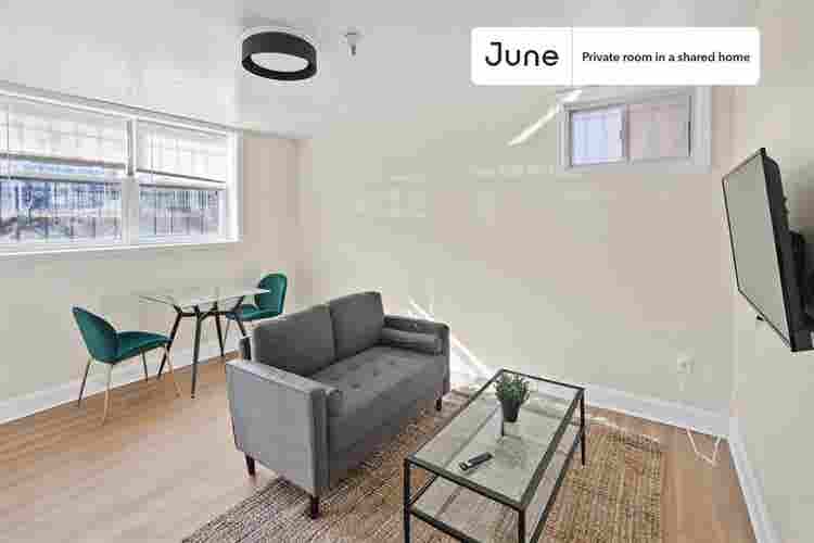 2 BR in Washington DC