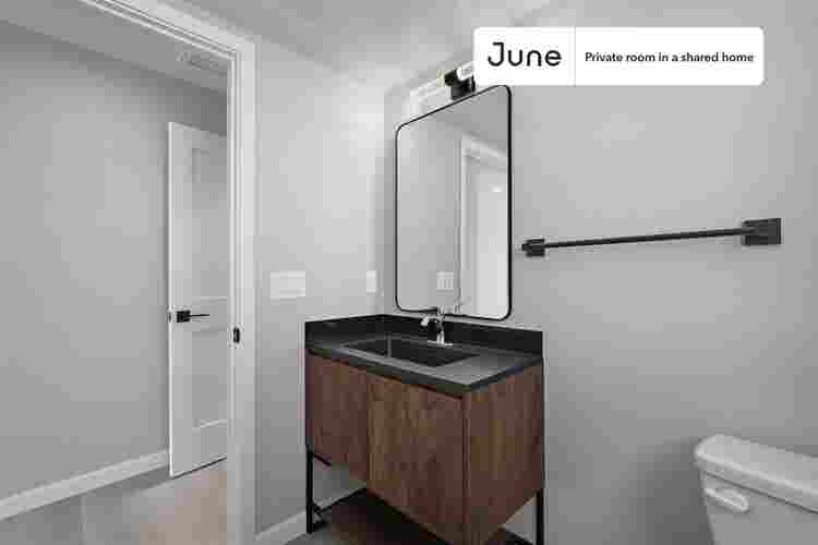5 BR in Los Angeles