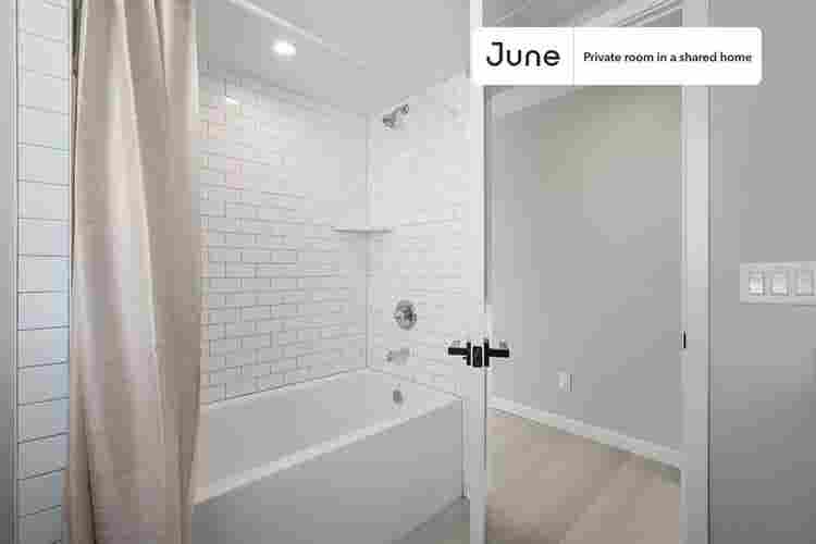 5 BR in Los Angeles