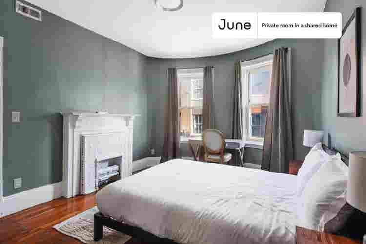 7 BR in Boston