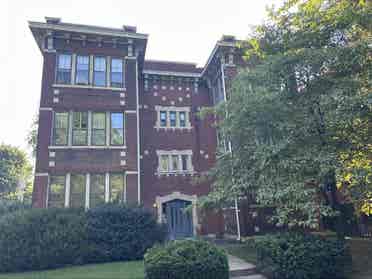Cozy, pretty, close to hospitals