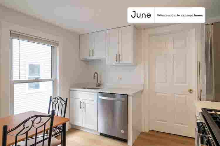 4 BR in Boston