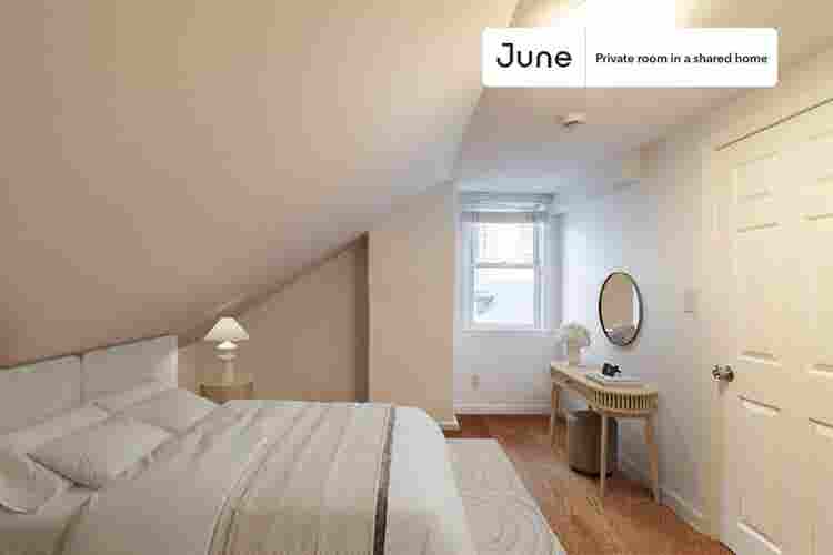 4 BR in Boston