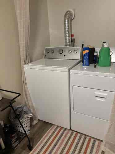 Looking for Roommate