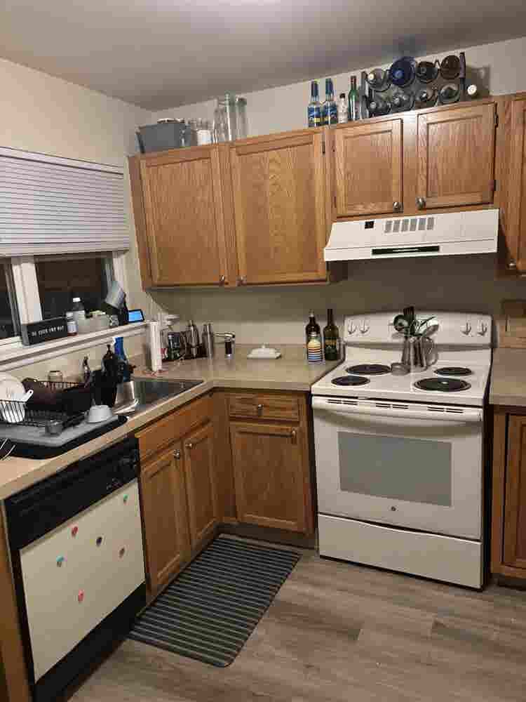 Looking for Roommate