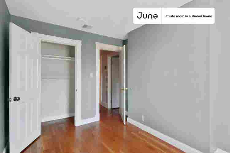 7 BR in Boston