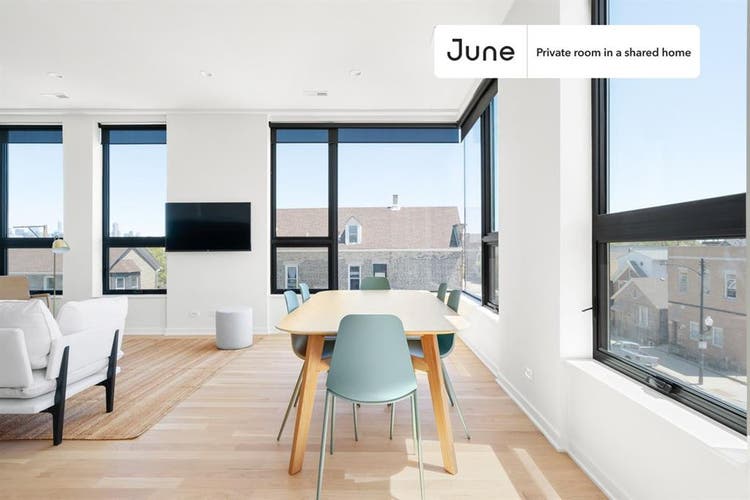 4 BR in Chicago