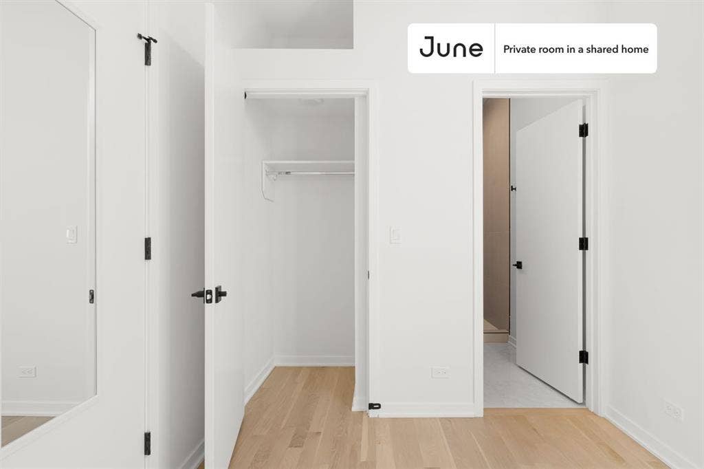 4 BR in Chicago
