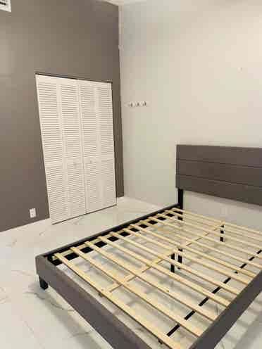 Room with Private Bathroom for Rent