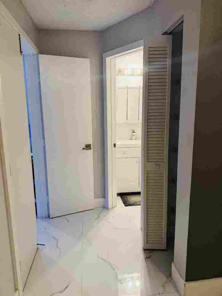 Room with Private Bathroom for Rent