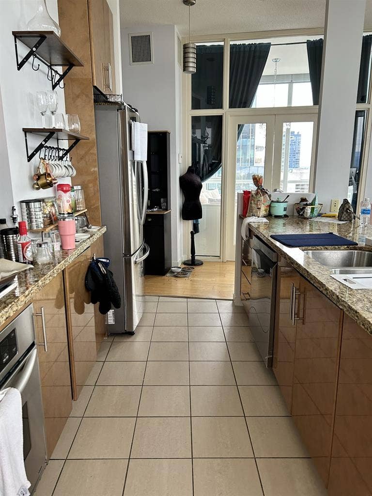 Sub Penthouse in Coal Harbour