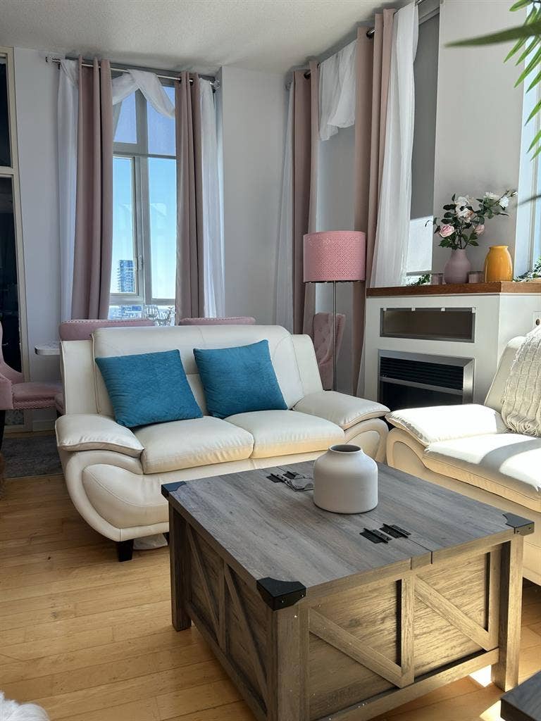 Sub Penthouse in Coal Harbour