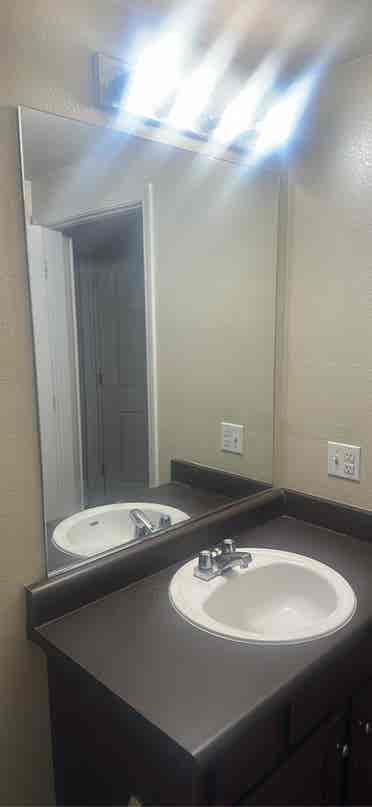 Bedroom and bathroom for rent $