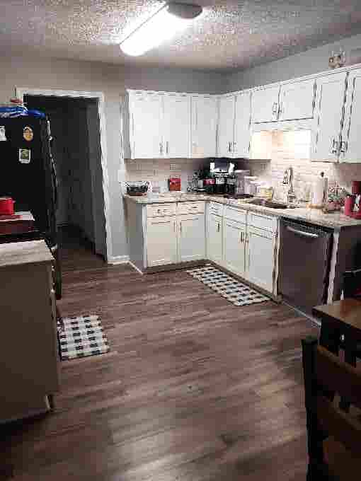 House roomie wanted