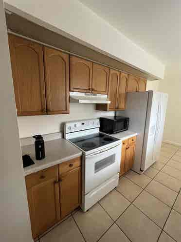 Room/shared Bath with utilities