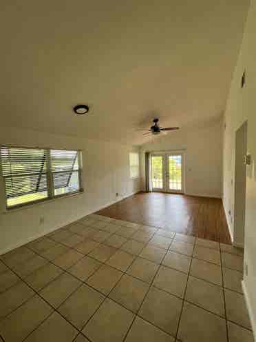 Room/shared Bath with utilities