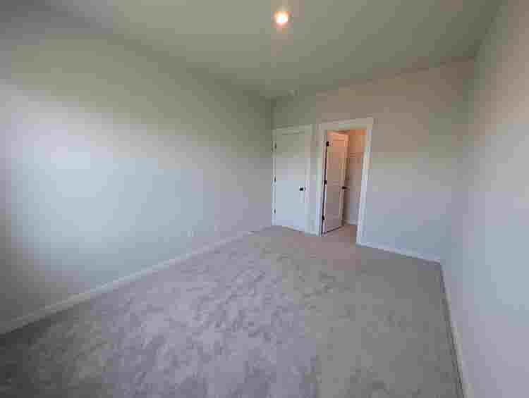 4 BR in Charlotte