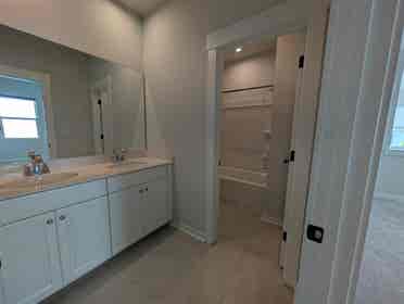 4 BR in Charlotte