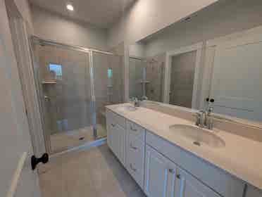4 BR in Charlotte