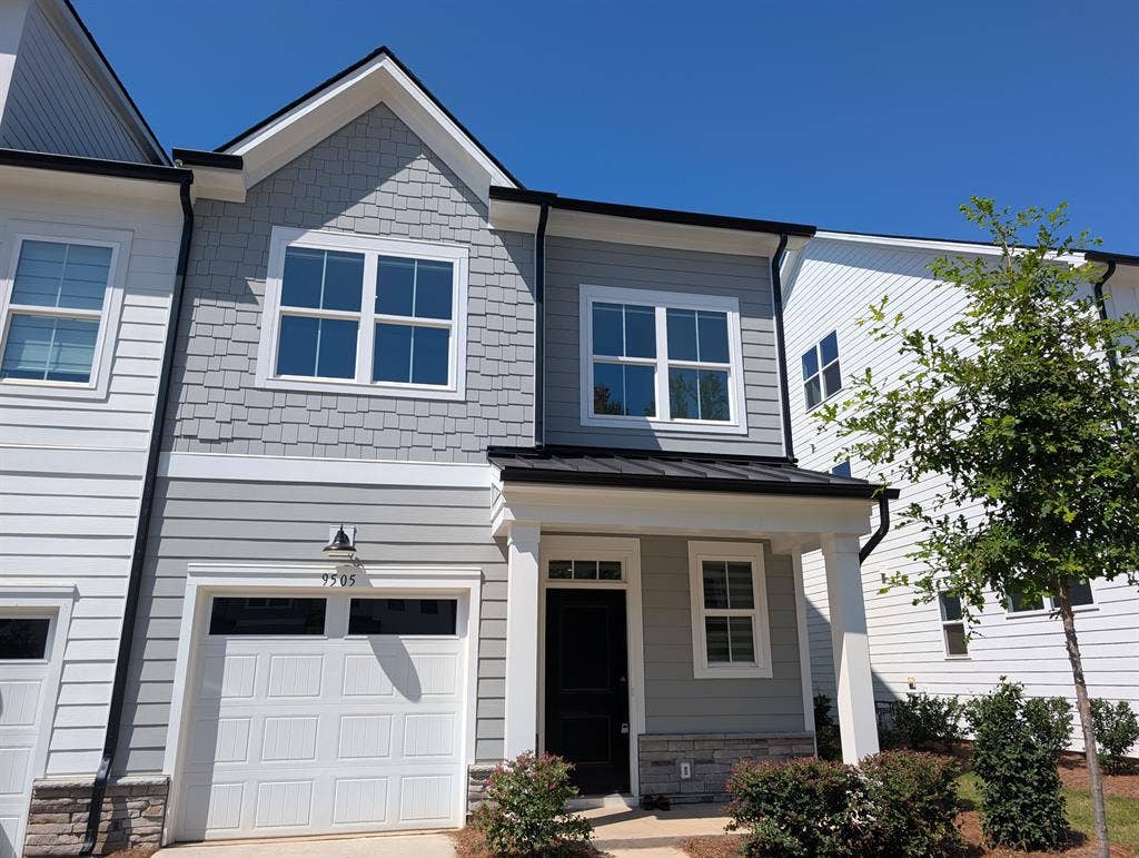 4 BR in Charlotte