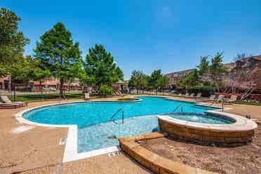 4 BR in Irving
