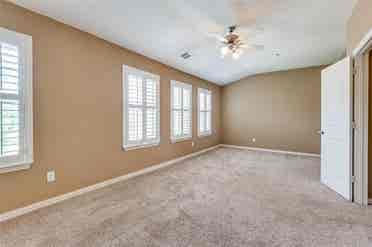 4 BR in Irving