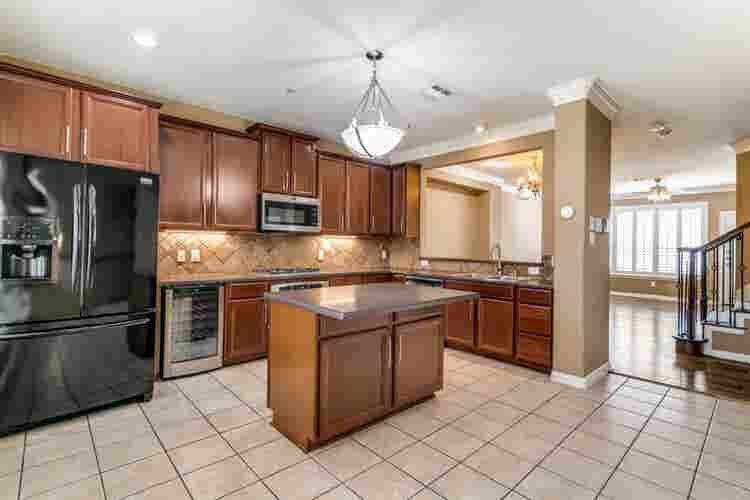 4 BR in Irving
