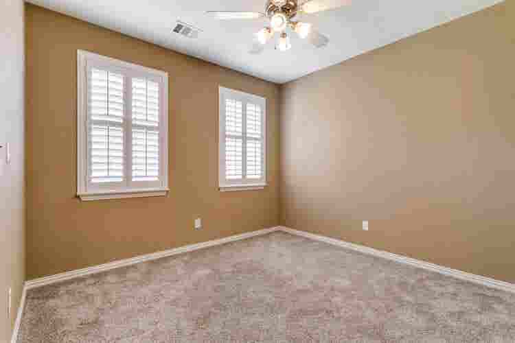 4 BR in Irving