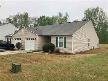 3 BR in Charlotte