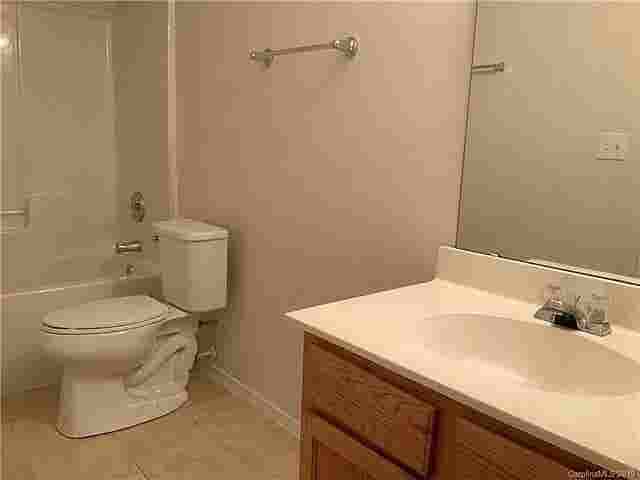 3 BR in Charlotte