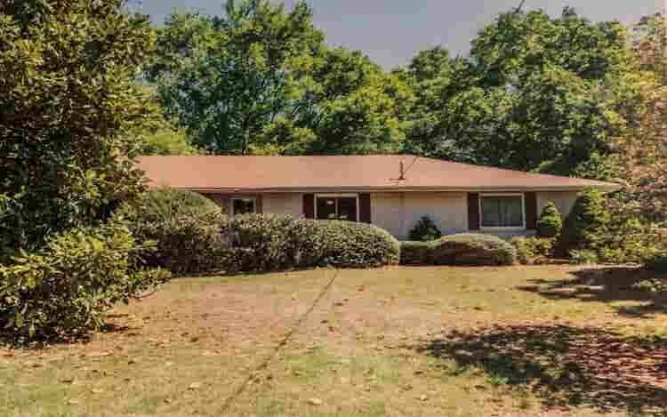 4 BR in Roswell