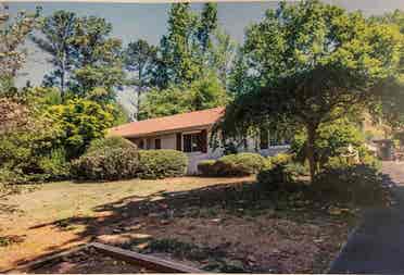 4 BR in Roswell