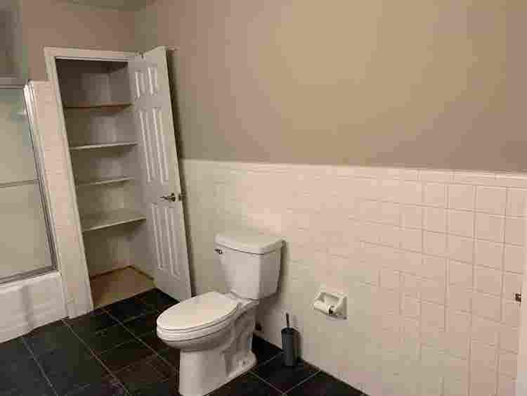 4 BR in Roswell