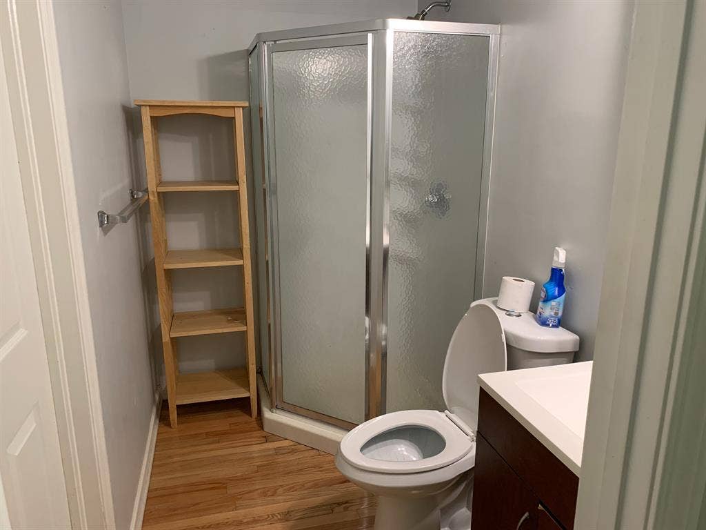 4 BR in Roswell
