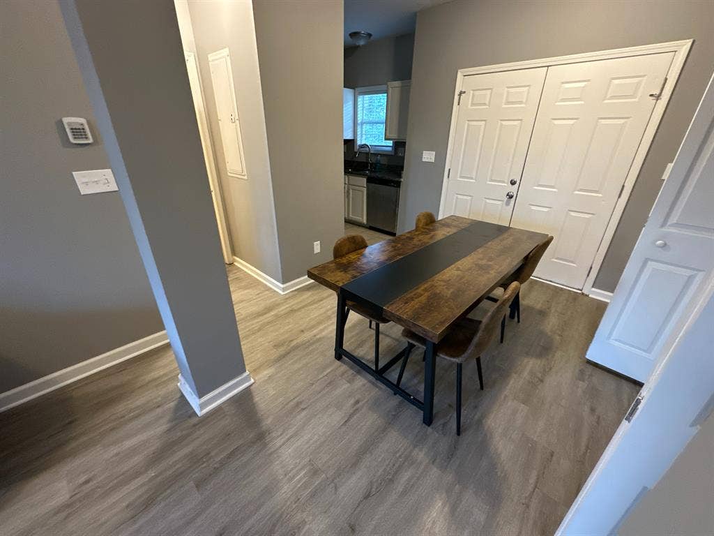 6 BR in Atlanta