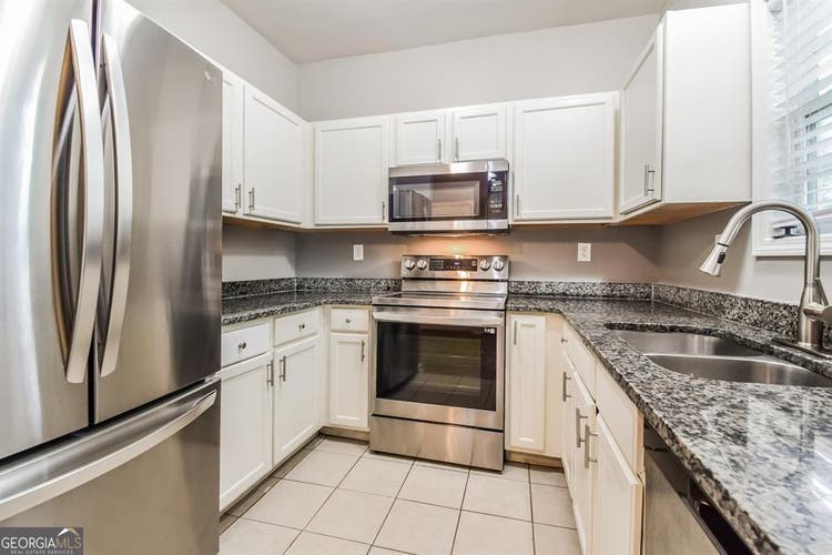 6 BR in Atlanta