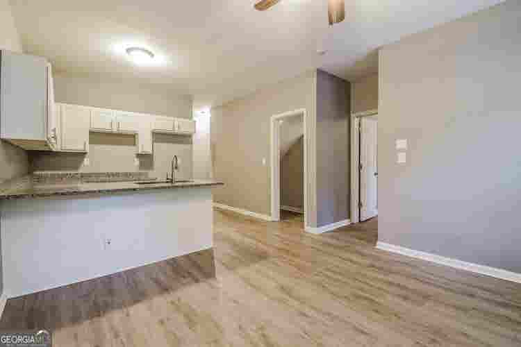 6 BR in Atlanta
