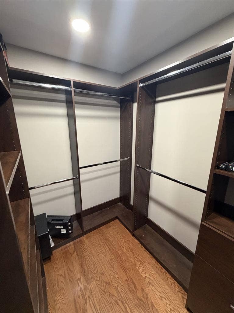 Room for Rent – $ (East End) 1000