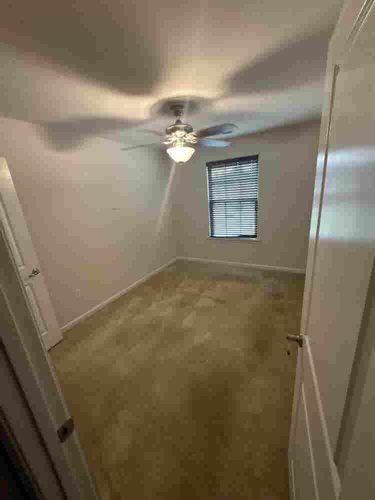 Room for Rent – $ (East End)