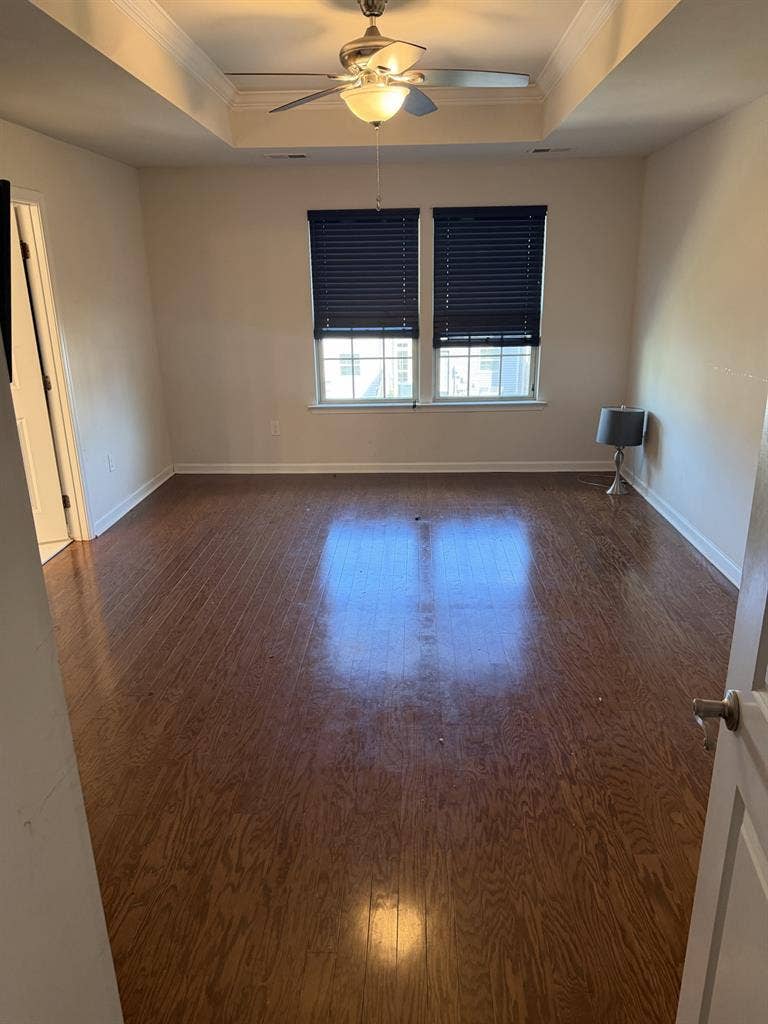 Room for Rent – $ (East End) 1000