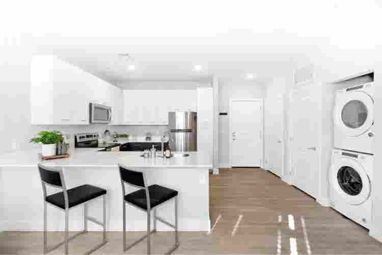 Fully Furnished - private room!
