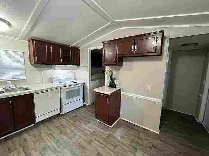 Need roomie in my new mobile home!