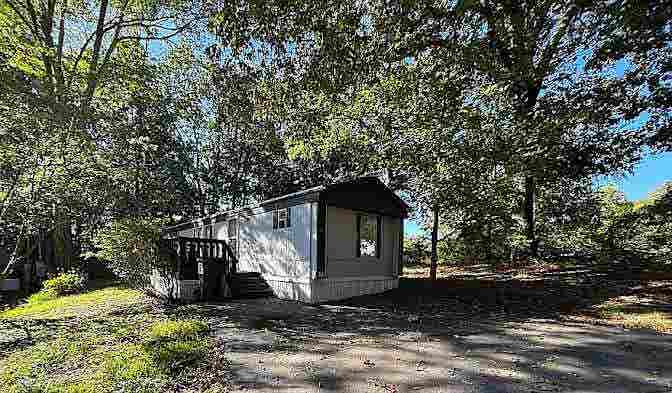 Need roomie in my new mobile home!