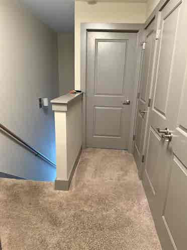 Room for rent in Bellevue.