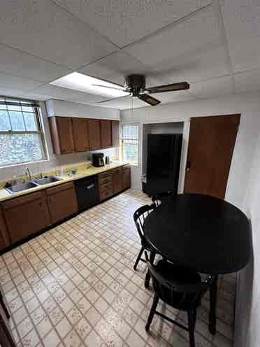 Huge Room - ALL Utilities Included