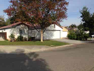 tile floors, vaulted ceilings